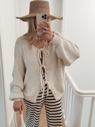 Solid Color Round Neck Lace-Up Cardigan