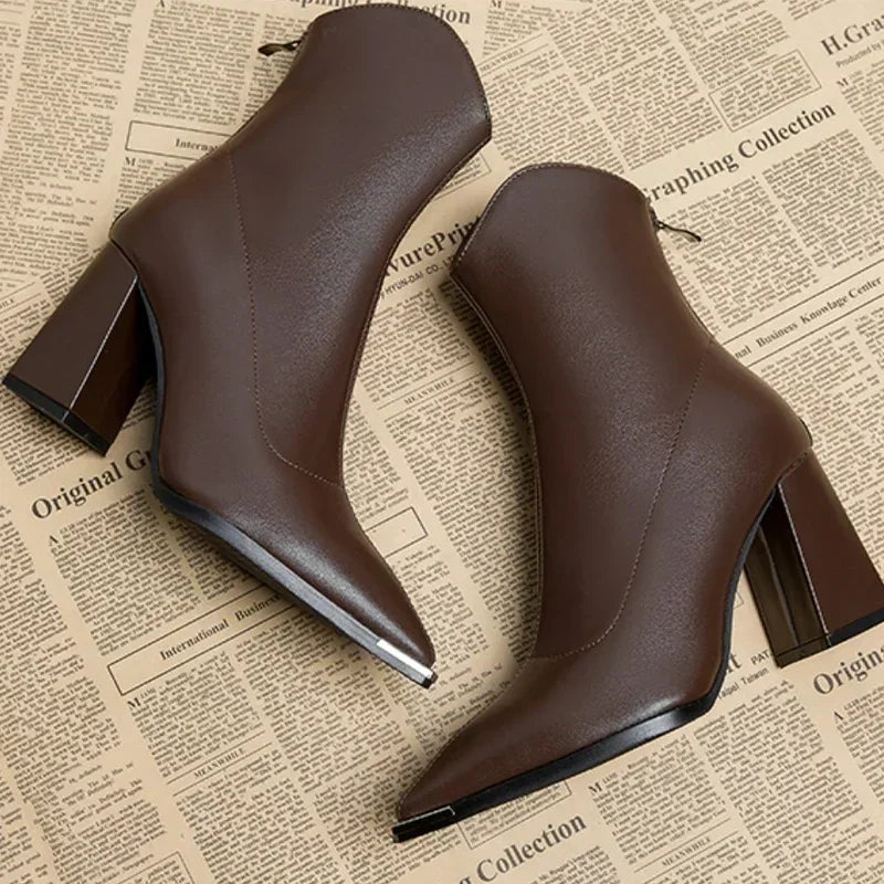 Lexi™ | Comfortable Leather Ankle Boot for Women