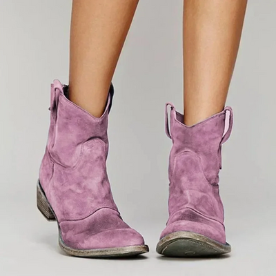 Carlotta – Timeless Ankle Boots